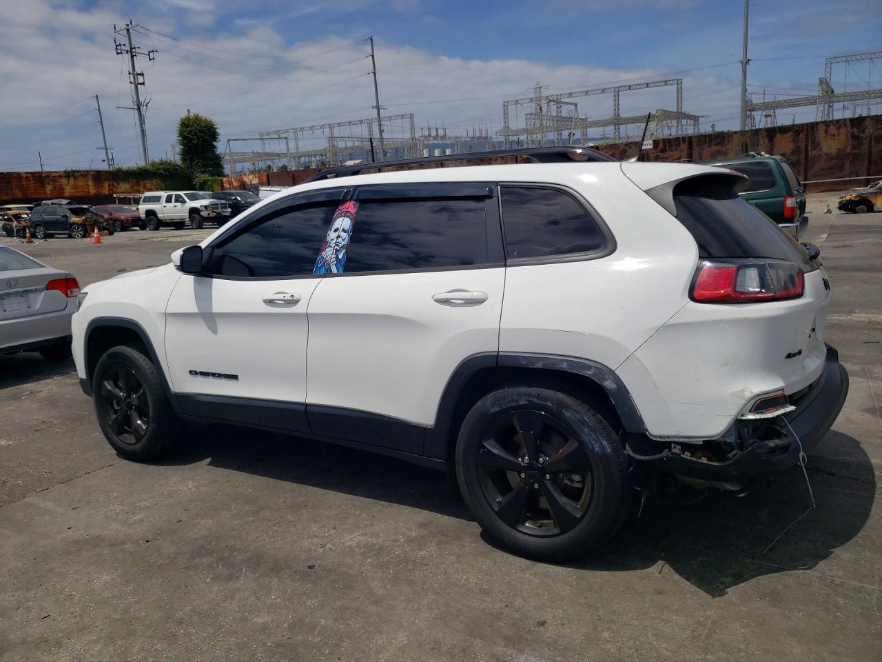 2020 Jeep Cherokee Latitude Plus - Фото 2