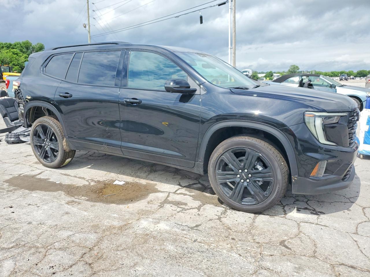 2026 GMC Acadia Elevation - Image 4