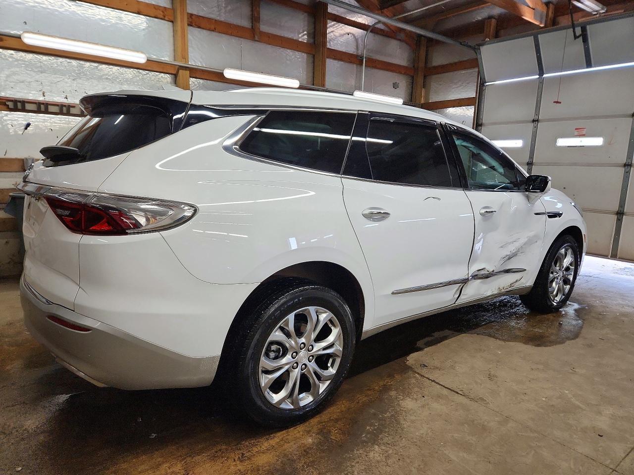 2023 Buick Enclave Premium - Фото 3