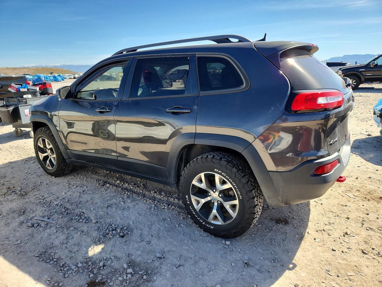 2016 Jeep Cherokee Trailhawk - Фото 2