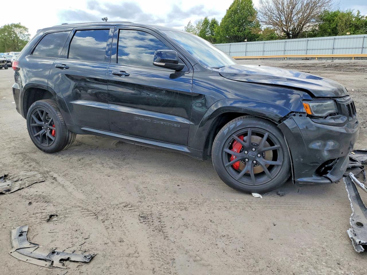2021 Jeep Grand Cherokee Srt-8 4Wd 6.4L V8 - Фото 4