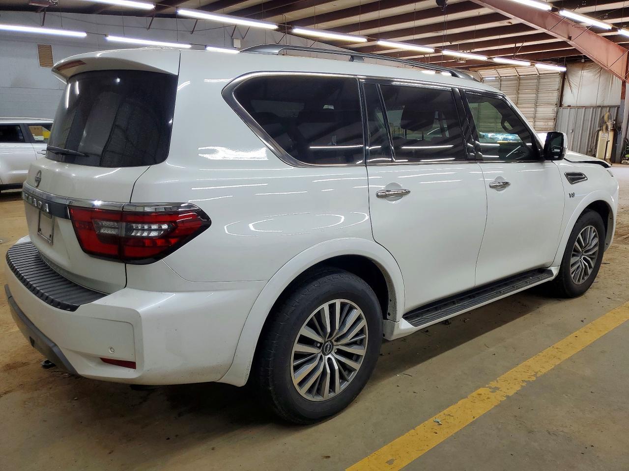 2021 Nissan Armada Sv - Image 3
