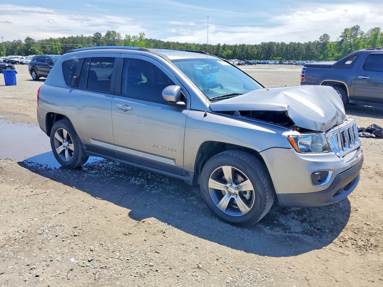 2016 Jeep Compass Latitude - Фото 4
