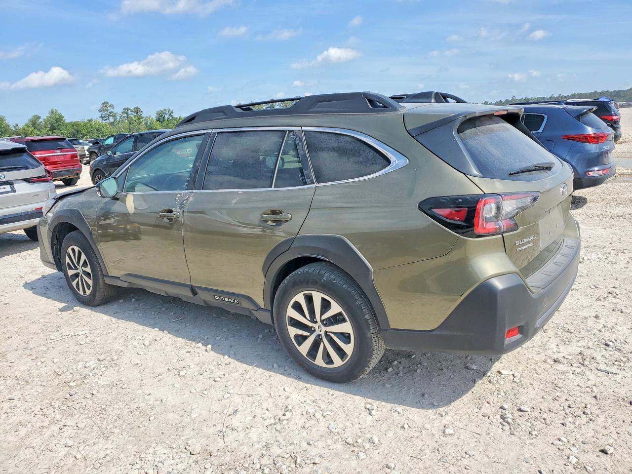 2025 Subaru Outback Premium - Фото 2