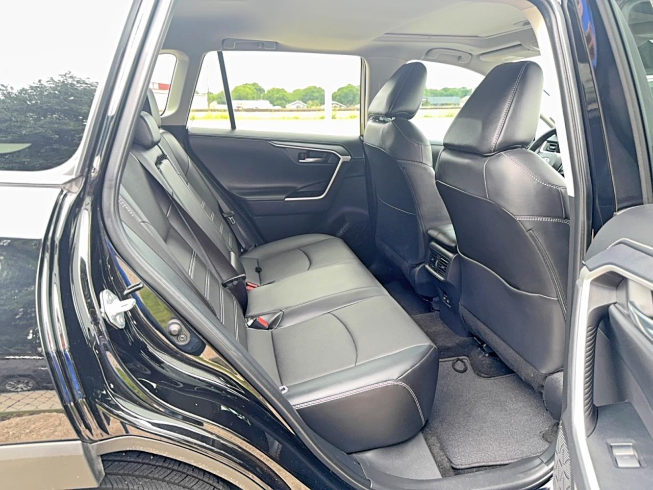 2024 Toyota Rav4 Limited - Фото 6