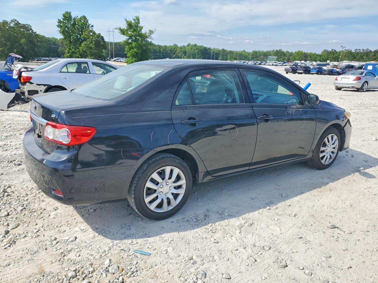2012 Toyota Corolla Le - Фото 3