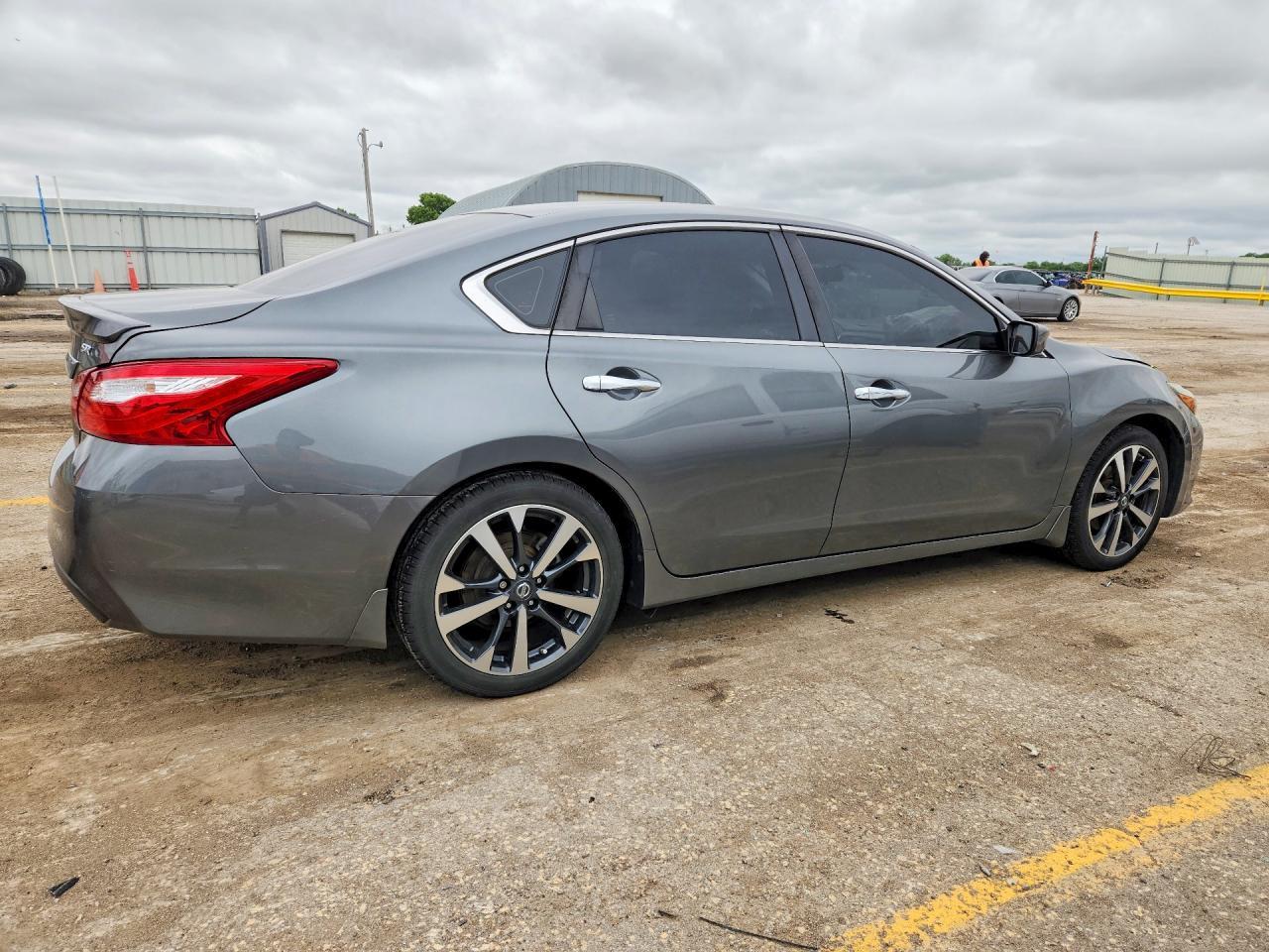 2016 Nissan Altima 2.5 Sr - Фото 3