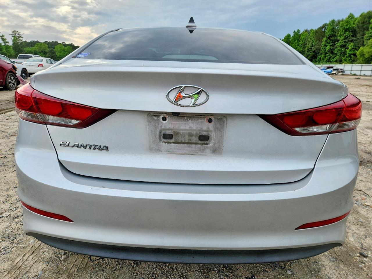 2018 Hyundai Elantra Value Edition - Image 6