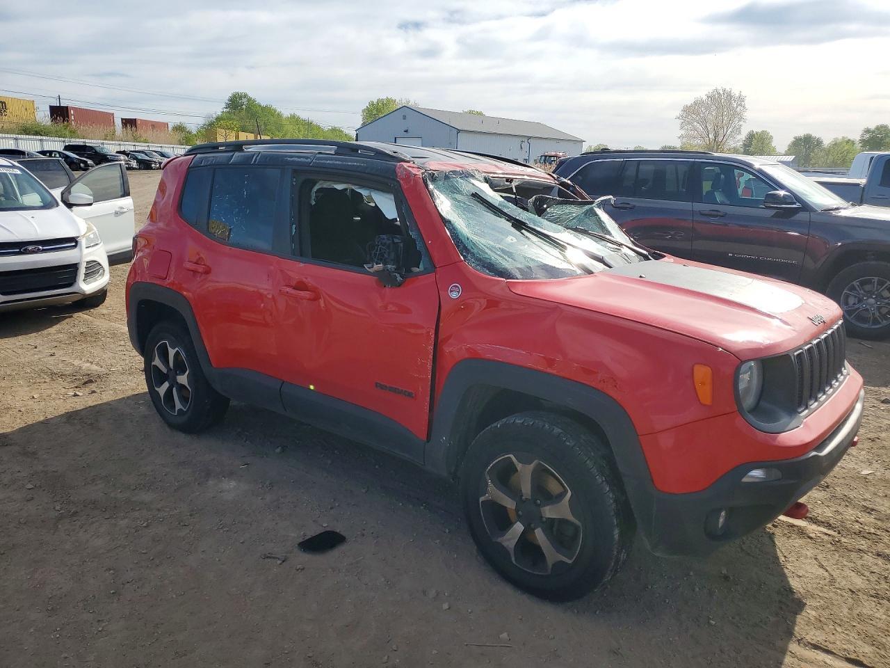 2019 Jeep Renegade Trailhawk - Image 4