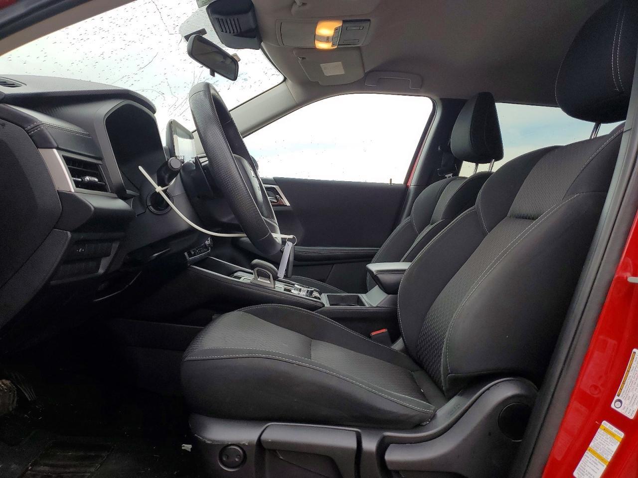 2022 Mitsubishi Outlander - Image 7