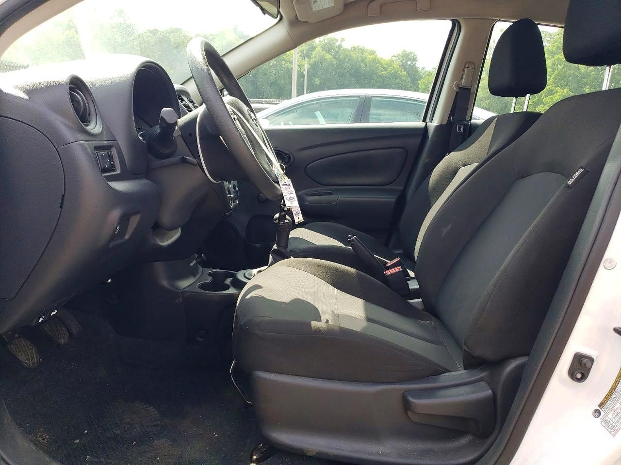 2018 Nissan Versa S - Image 7
