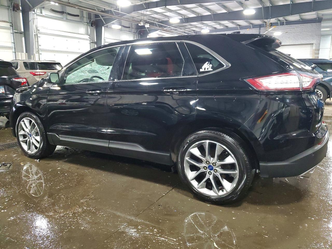 2017 Ford Edge Titanium - Фото 2