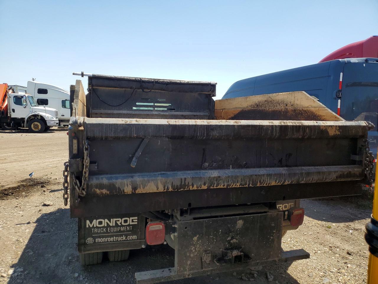2017 Ford F550 Super Duty Dump Truck - Фото 6