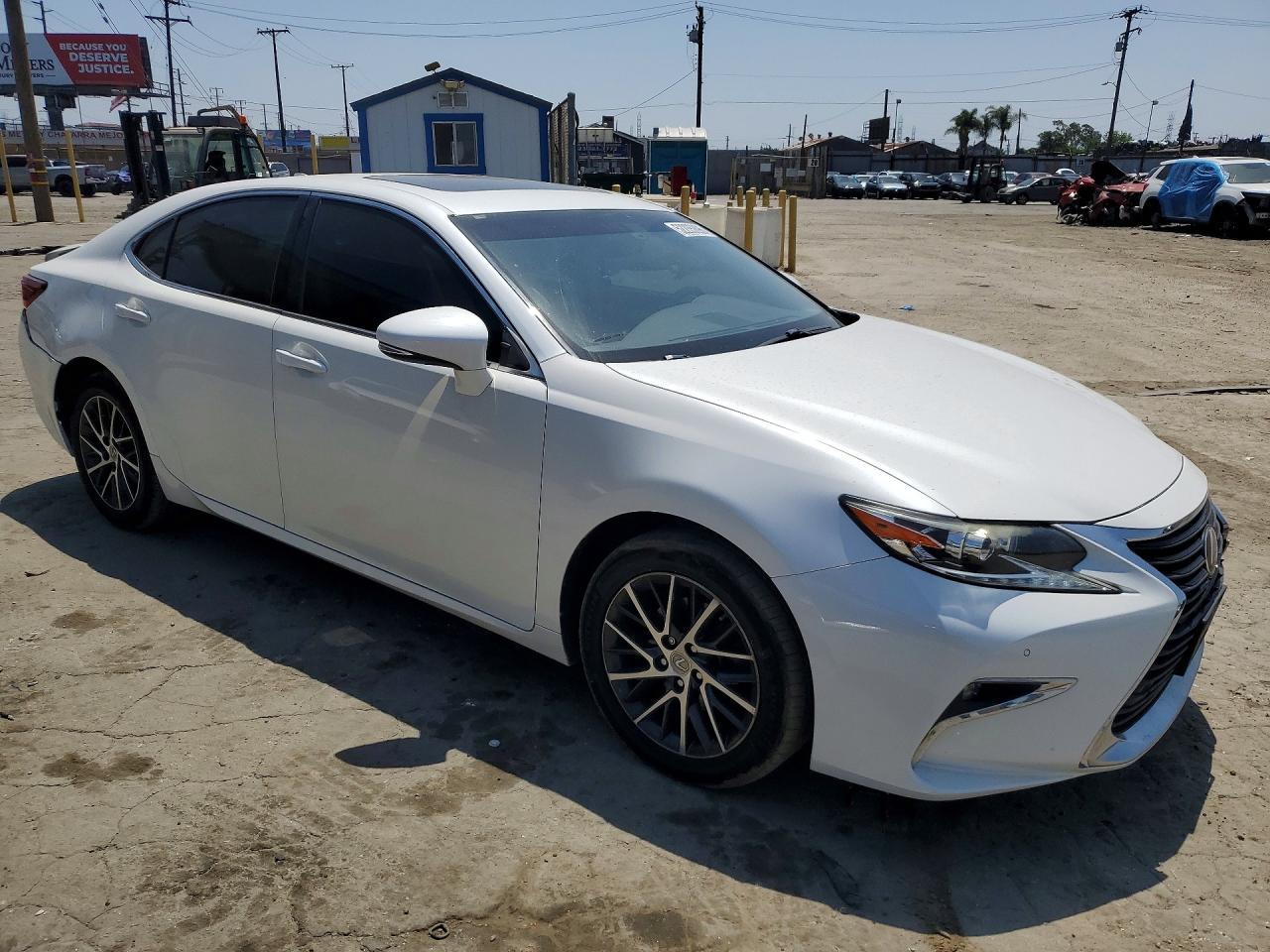 2016 Lexus Es 350 - Image 4