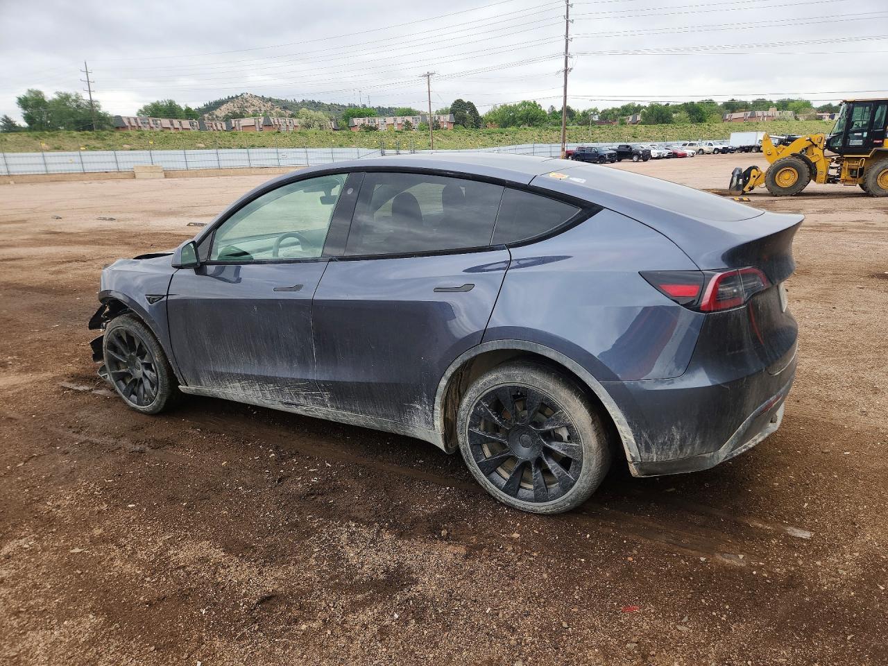 2023 Tesla Model Y - Image 2