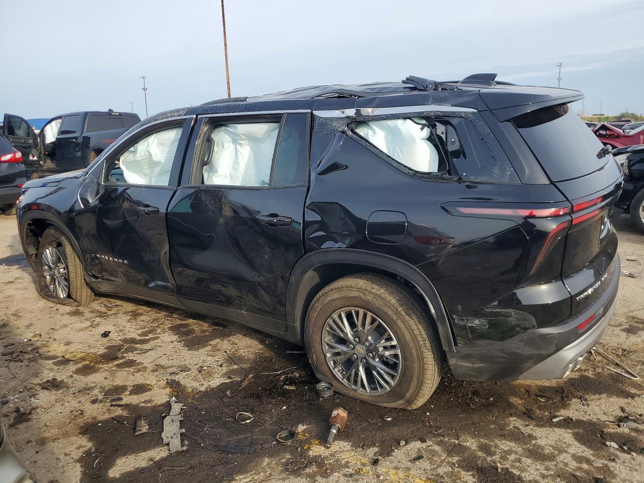 2026 Chevrolet Traverse Lt - Image 2
