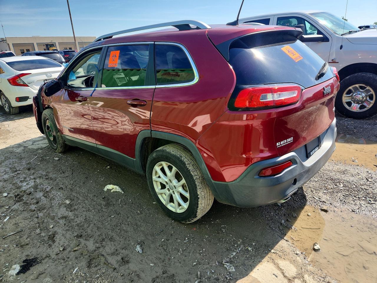 2016 Jeep Cherokee Latitude - Фото 2