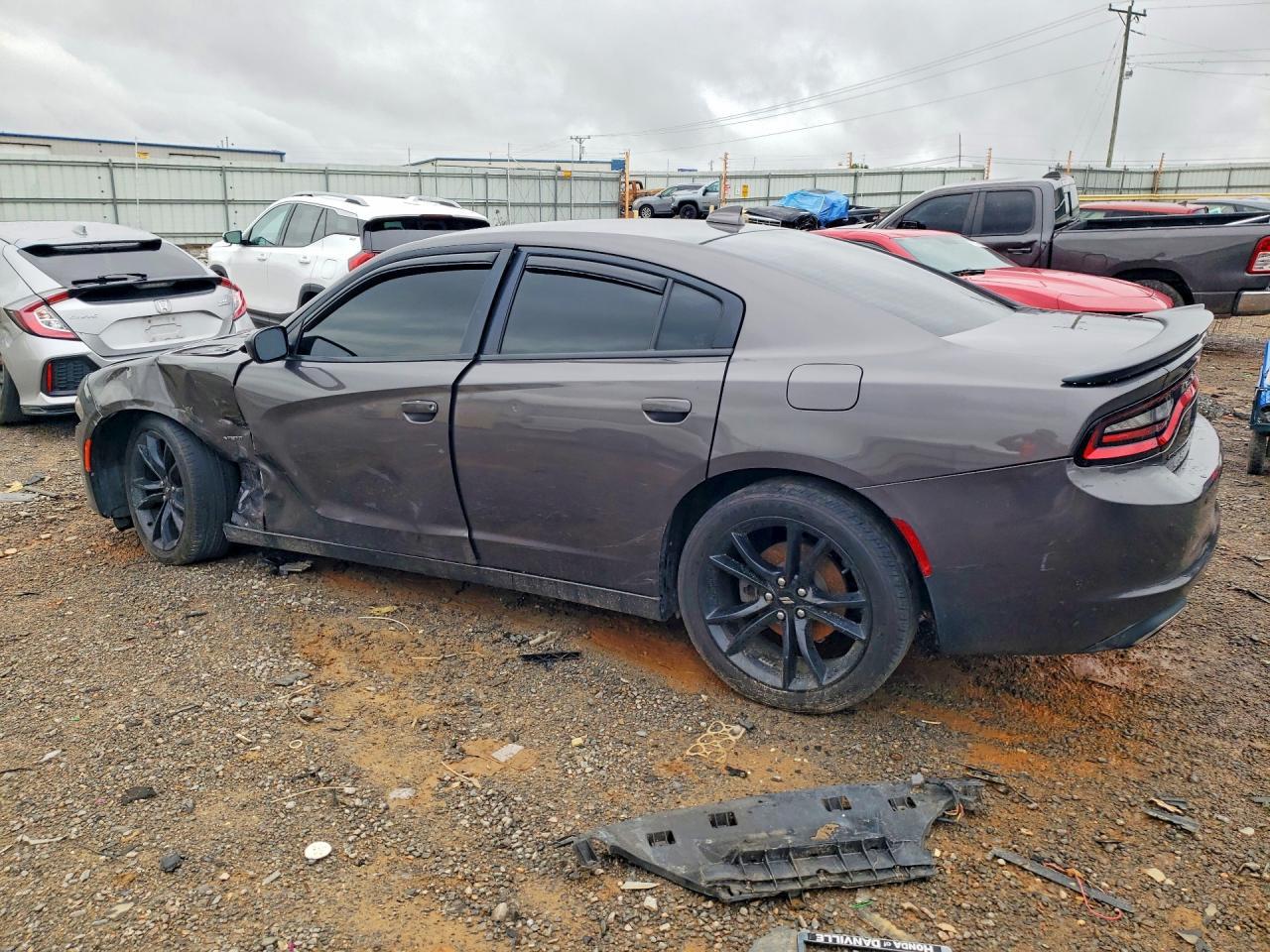 2017 Dodge Charger R - Фото 2
