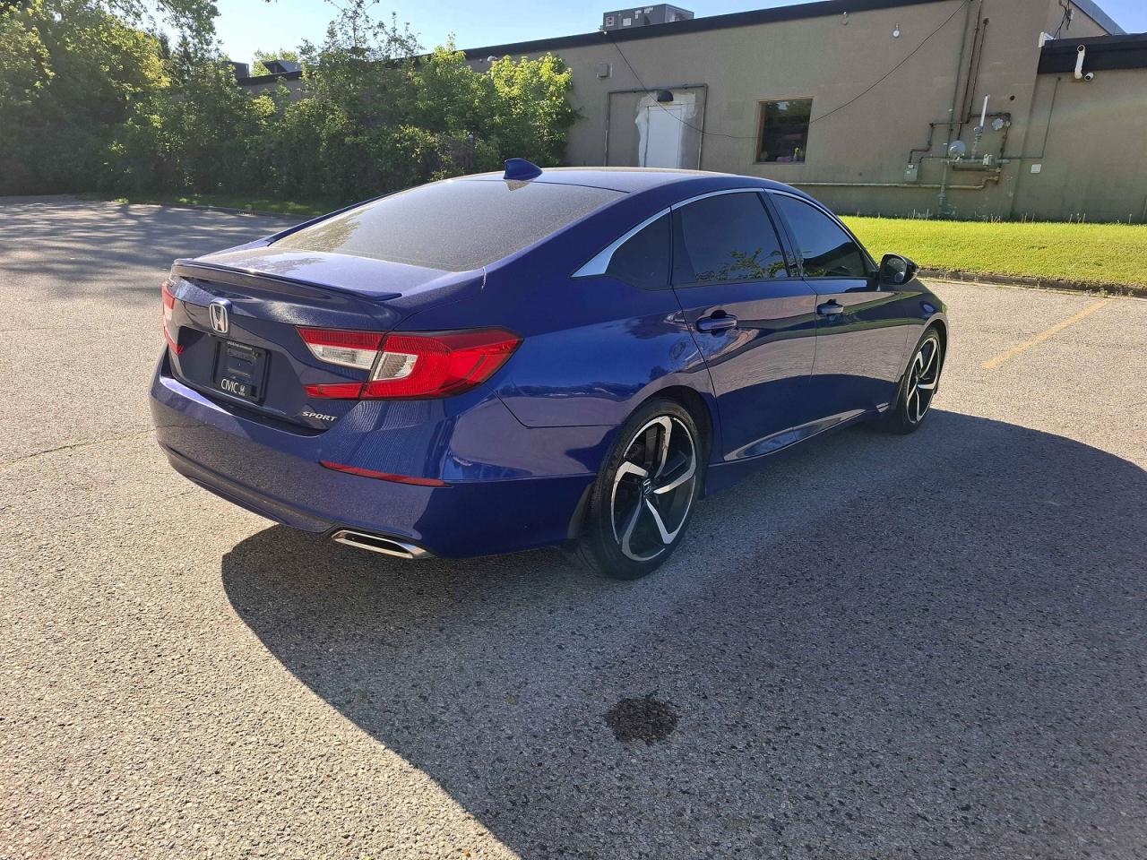 2018 Honda Accord Sport - Image 4