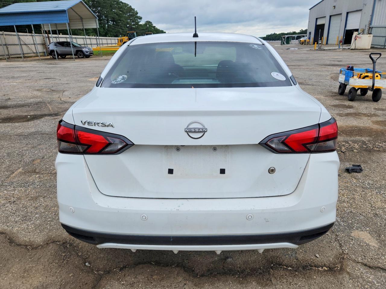 2025 Nissan Versa S - Фото 6