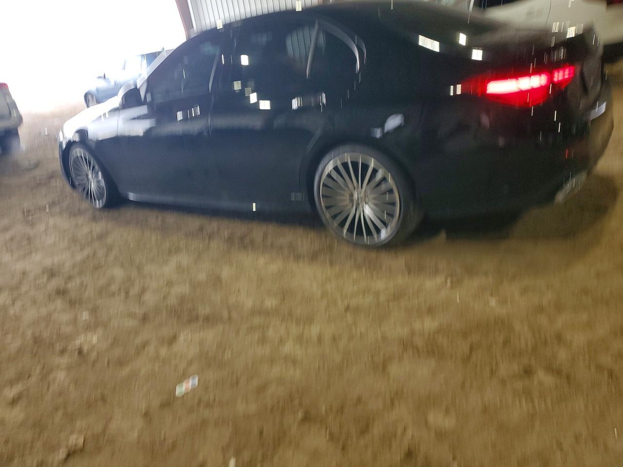2023 Mercedes-Benz C 300 - Фото 2