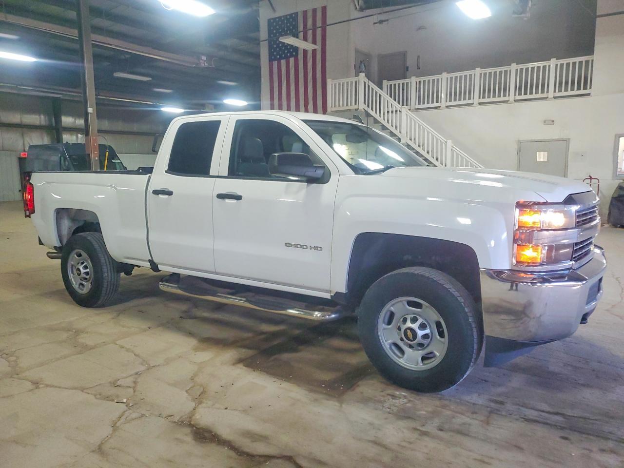 2016 Chevrolet Silverado K2500 Heavy Duty - Фото 4