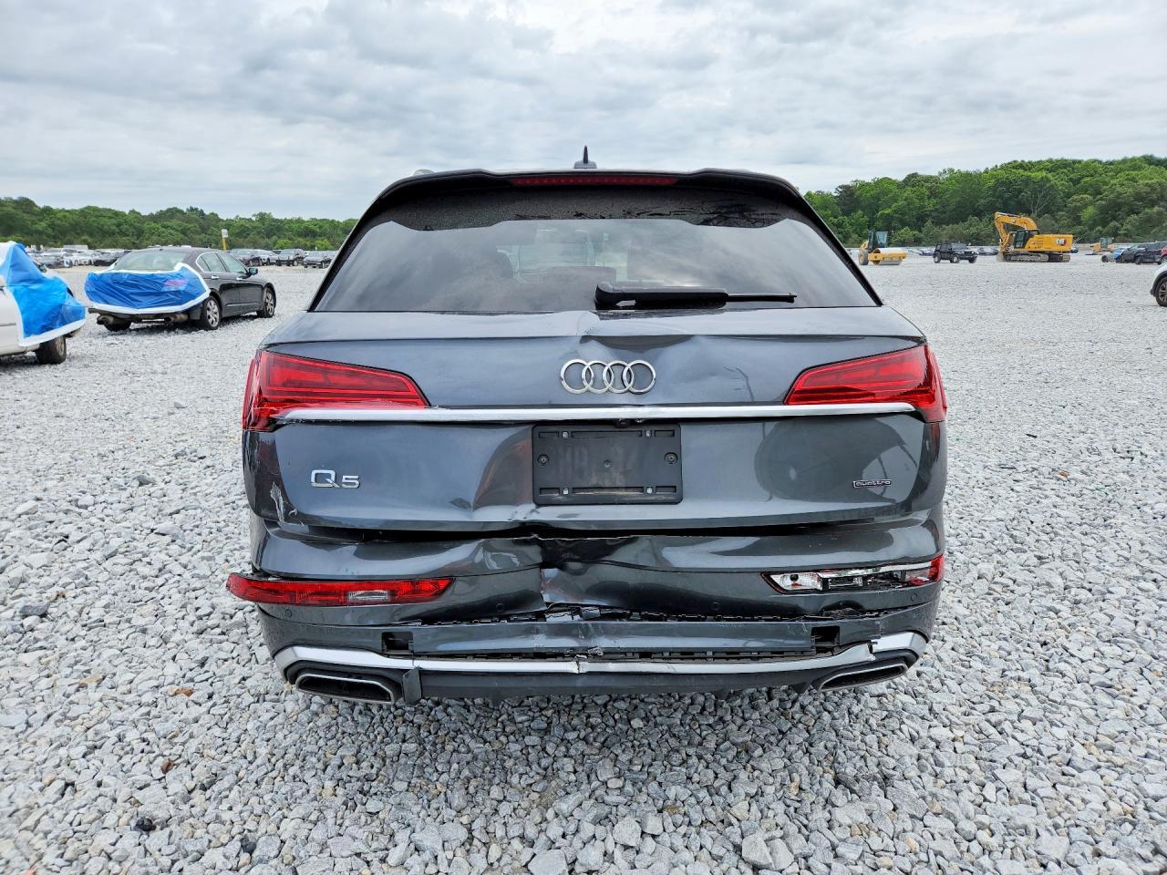 2023 Audi Q5 Premium Plus 45 - Image 6