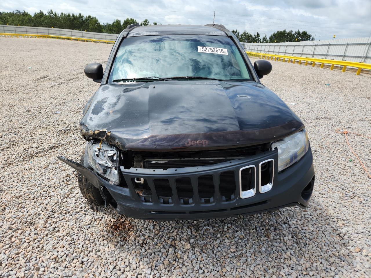 2012 Jeep Compass Latitude - Image 5