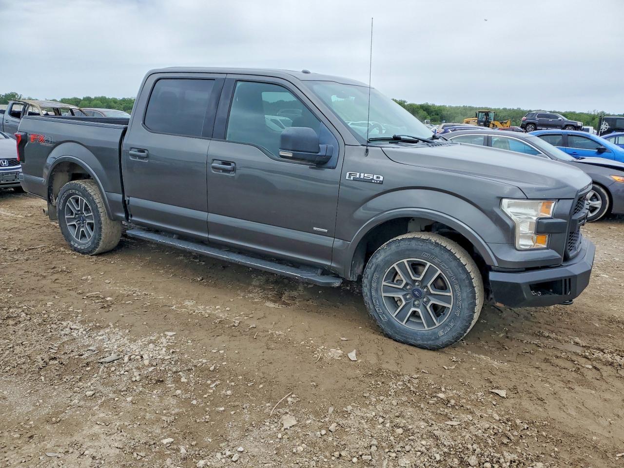2015 Ford F150 Supercrew - Фото 4