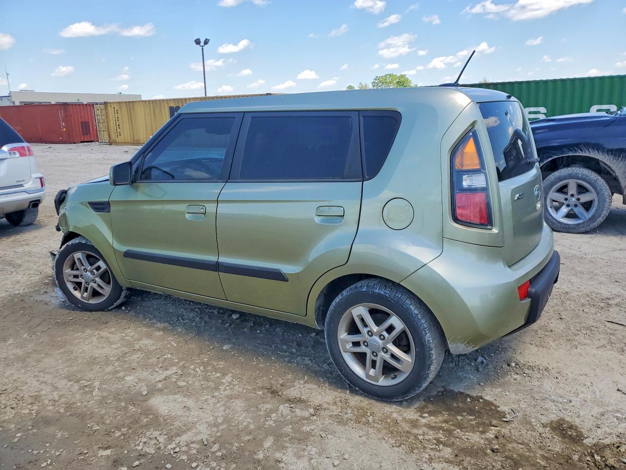 2010 Kia Soul + - Фото 2