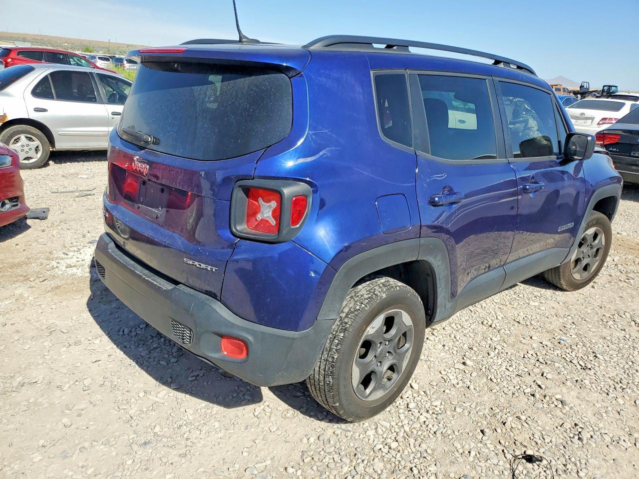 2017 Jeep Renegade Sport - Image 2