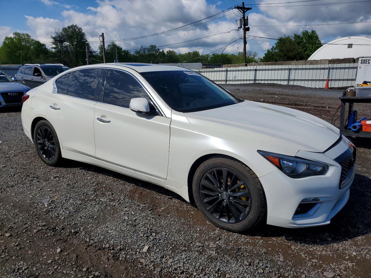 2018 Infiniti Q50 3.0T Luxe - Фото 4