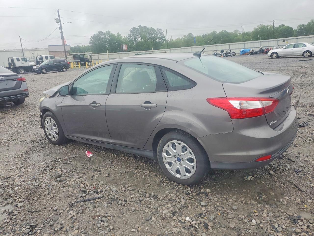 2012 Ford Focus Se - Фото 2
