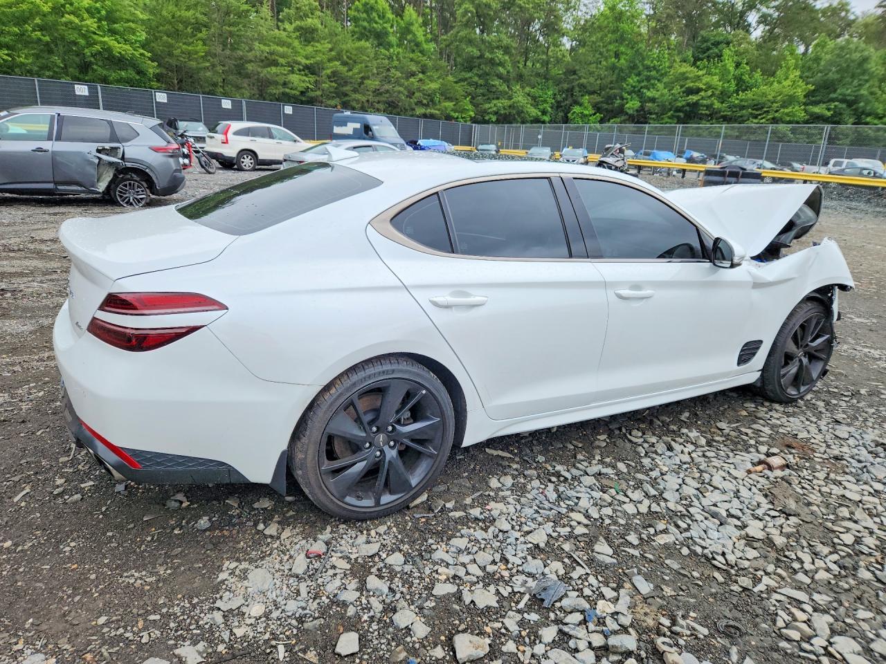 2023 Genesis G70 2.0T - Фото 3