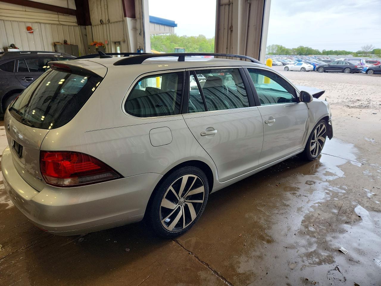 2013 Volkswagen Jetta Tdi - Image 3