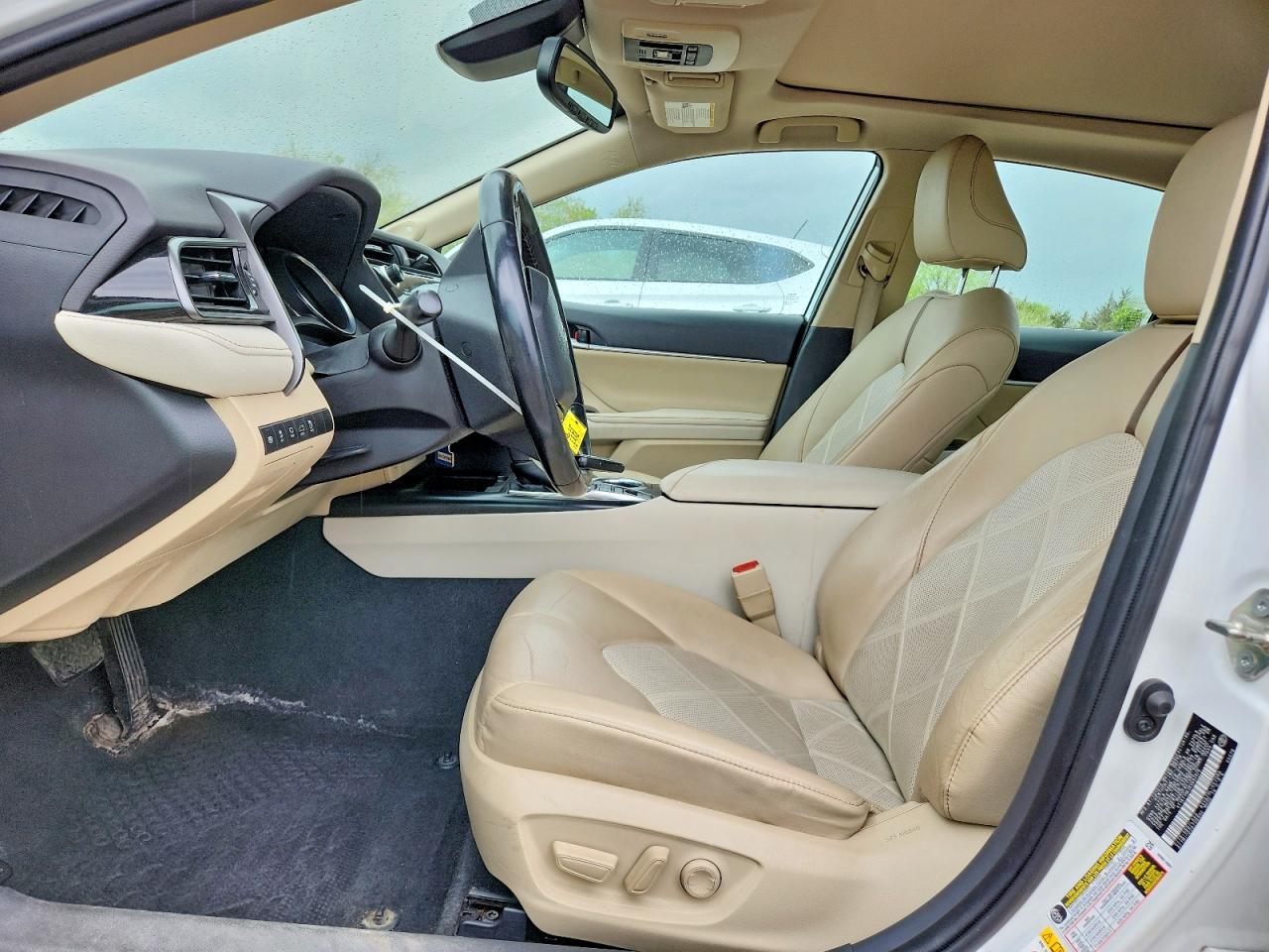 2019 Toyota Camry Xle - Image 7