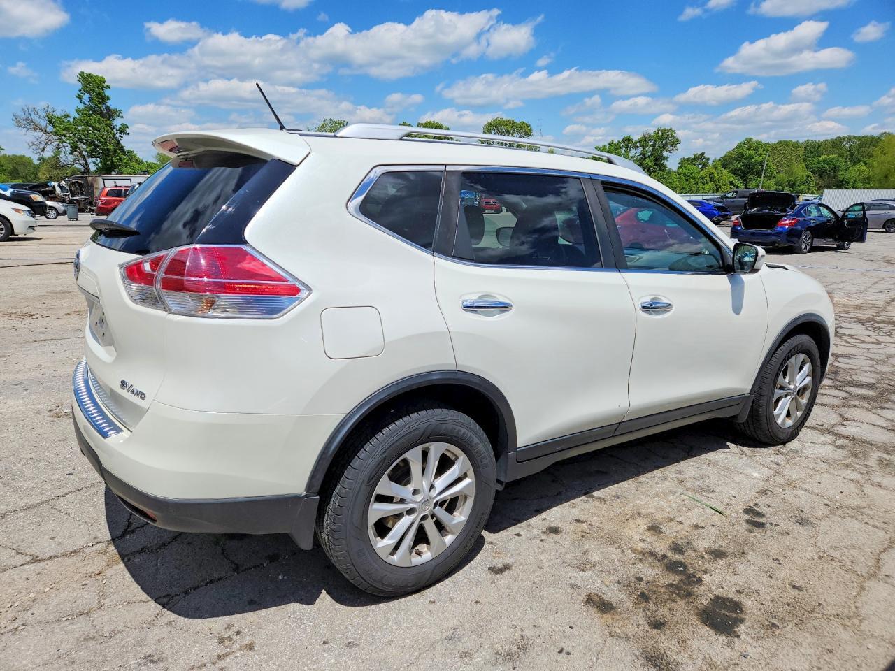 2016 Nissan Rogue Sv - Image 3