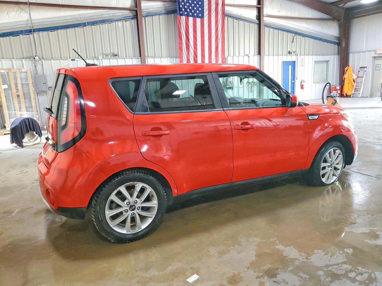 2017 Kia Soul + - Фото 3