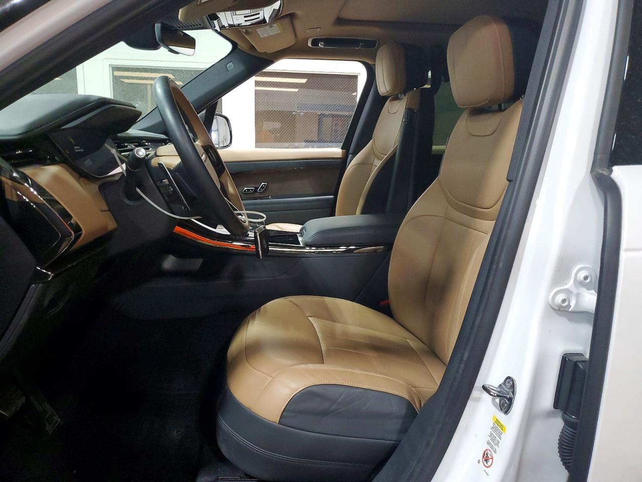 2024 Land Rover Range Rover Sport Dynamic Se - Image 7
