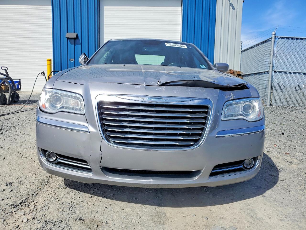 2014 Chrysler 300 - Фото 5