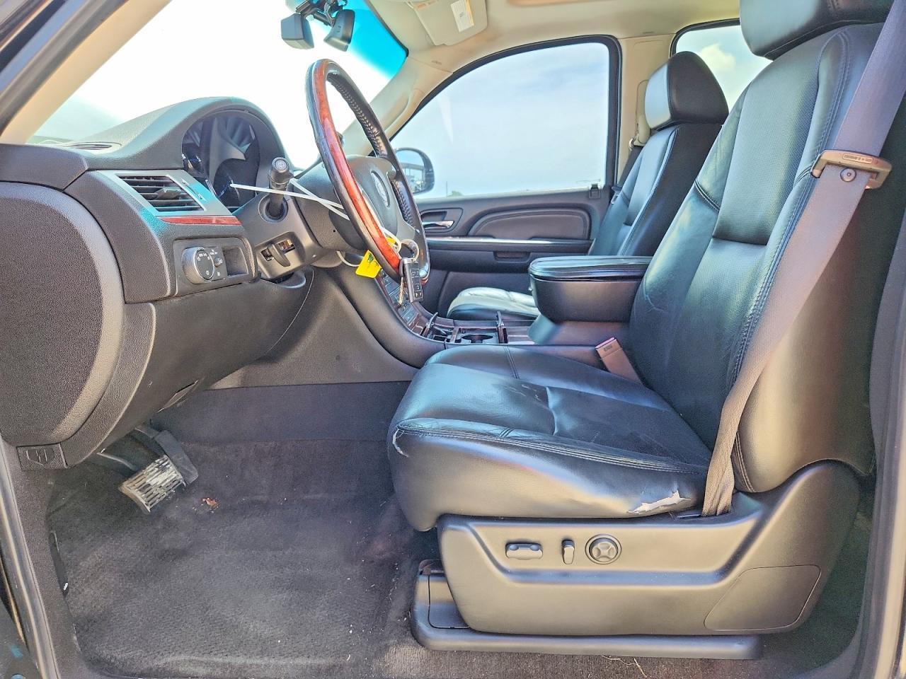2008 Cadillac Escalade Luxury - Фото 7