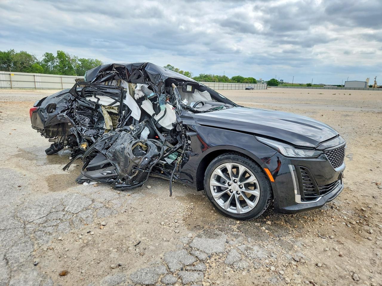 2023 Cadillac Ct5 Premium Luxury - Image 4