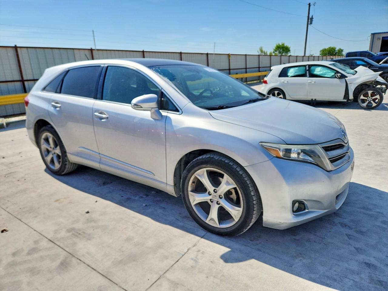 2013 Toyota Venza Limited - Image 4
