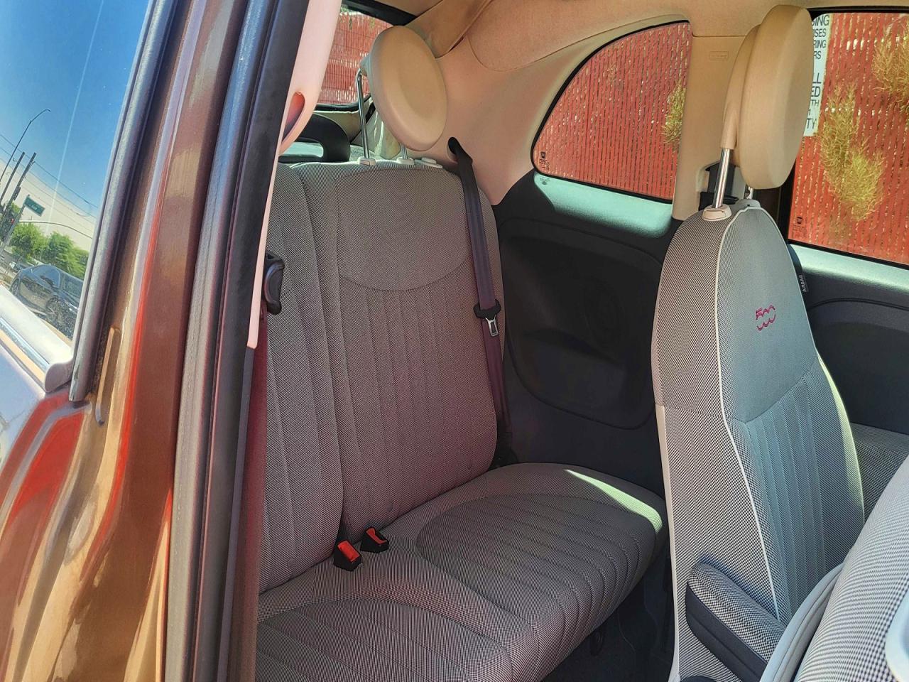 2012 Fiat 500 Lounge - Image 6