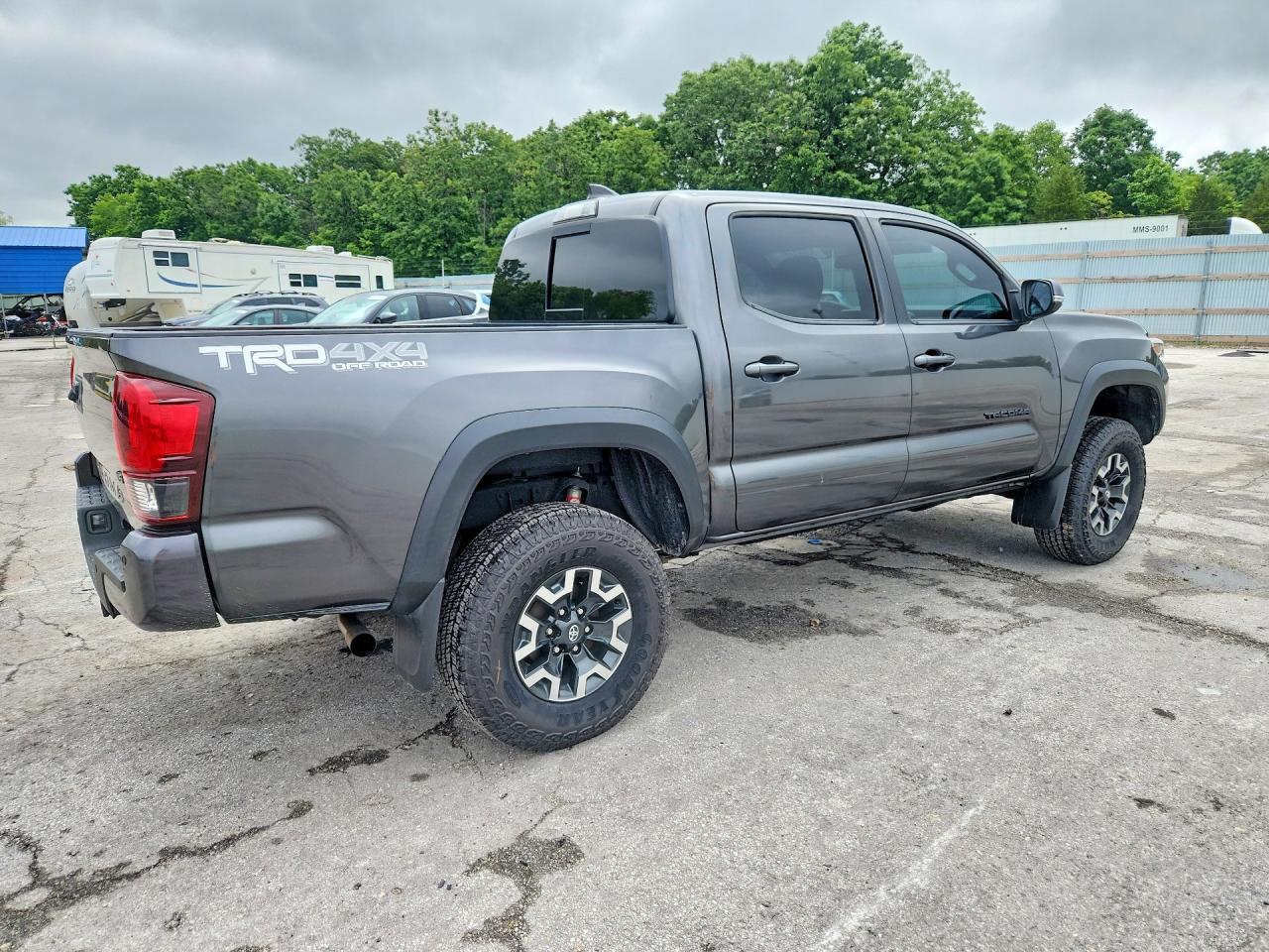 2019 Toyota Tacoma Trd Off-Road - Фото 3