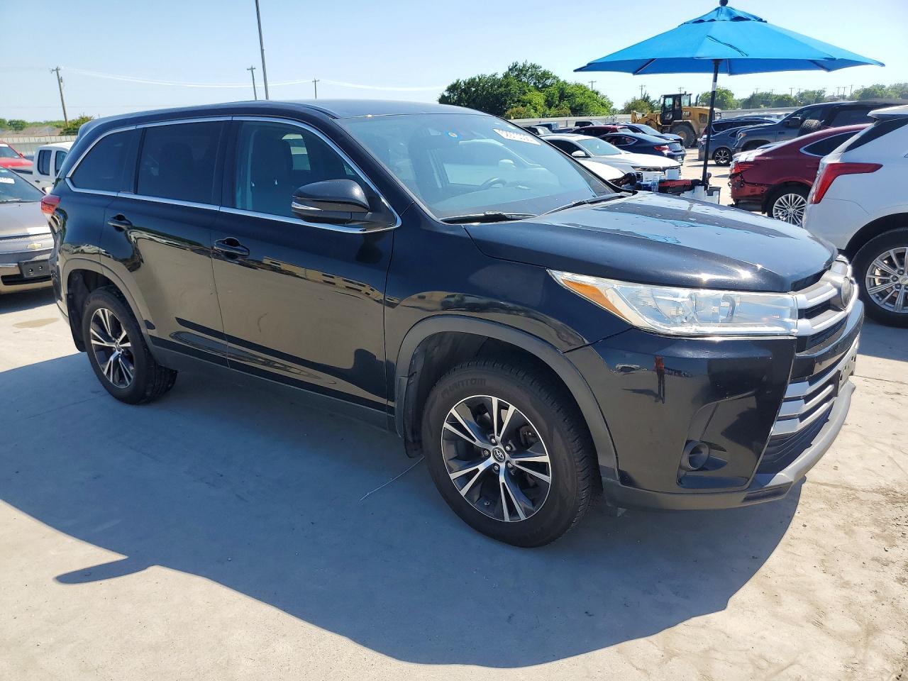 2019 Toyota Highlander Le - Image 4