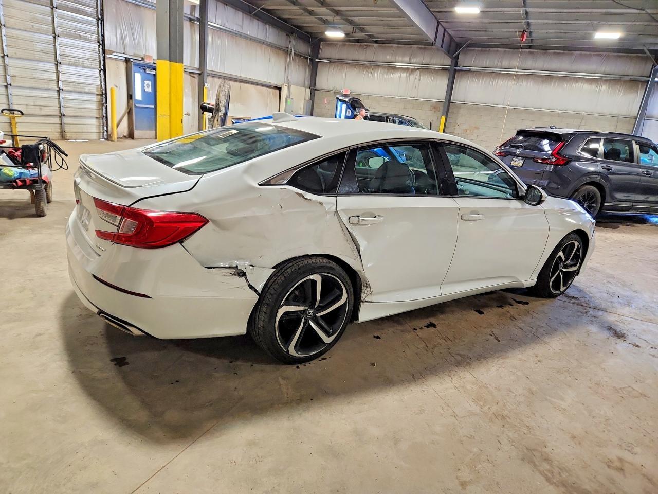 2018 Honda Accord Sport - Image 3