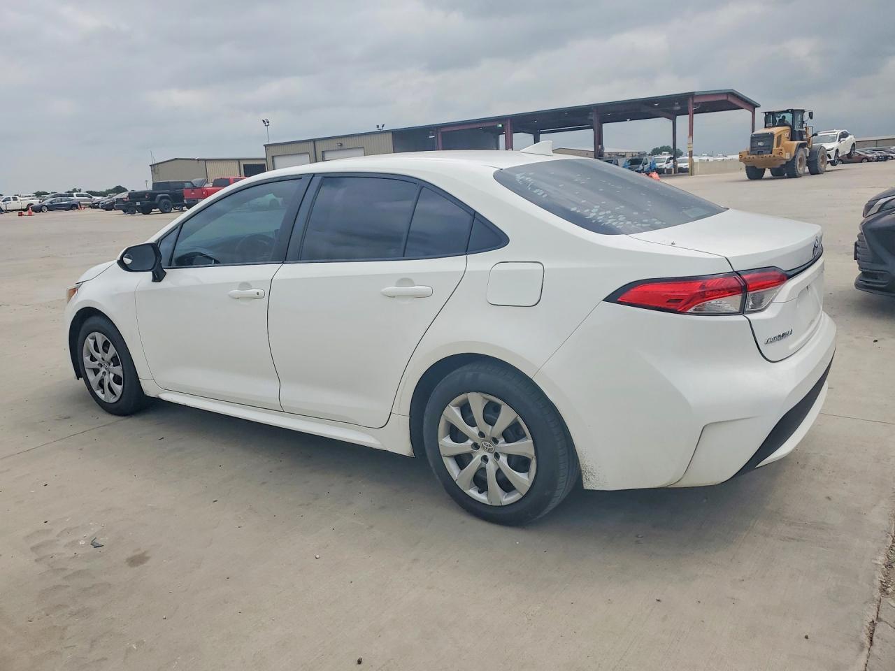 2020 Toyota Corolla Le - Image 2