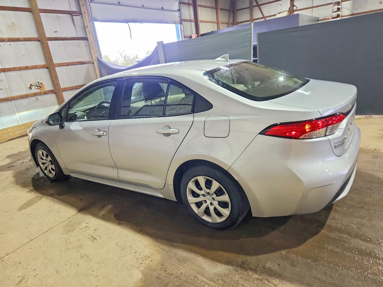 2020 Toyota Corolla Le - Image 2