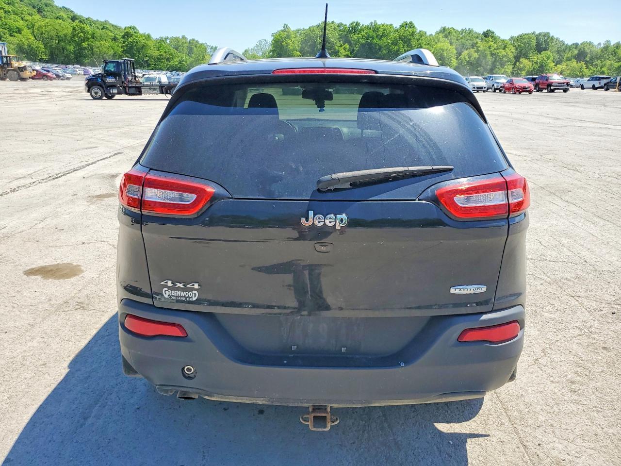 2015 Jeep Cherokee Latitude - Фото 6
